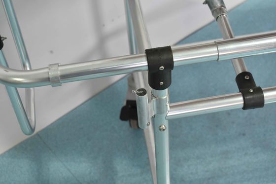 低いフレームの構造の救助のためのアルミニウム折る救急車の伸張器の忍耐強い輸送