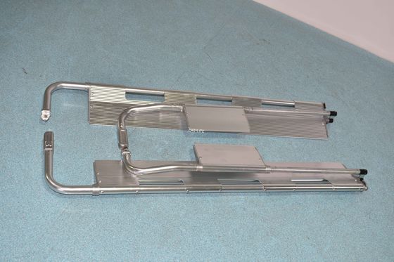 210×44×6 Cmの折りたたみのスコップの伸張器の病院の手動力の調節可能な合金
