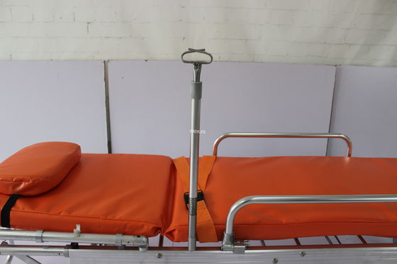 ステンレス鋼の折り畳み式の多機能の病院の緊急の救急車の4つの車輪が付いている忍耐強い伸張器のトロリー