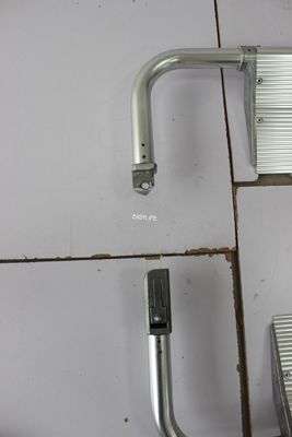 2.1Mの調節可能な0.44M軍の医学の折るスコップの伸張器の高さ