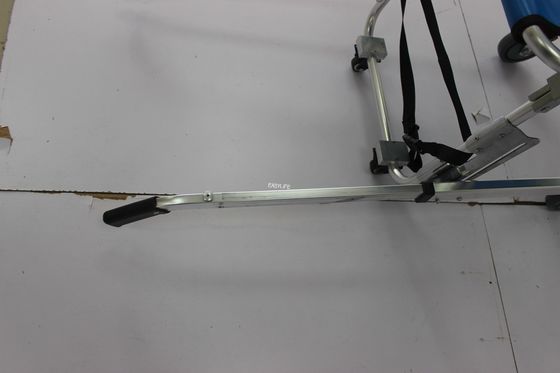 Armrestsのない20in動かされたステップ手動階段上昇の車椅子の伸張器