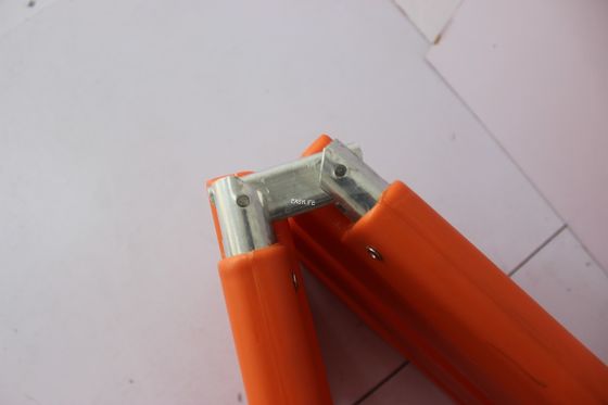 高密度プラスチック製の折りたたむ式緊急ストレッチャー 脊椎板 X線とCT穿刺